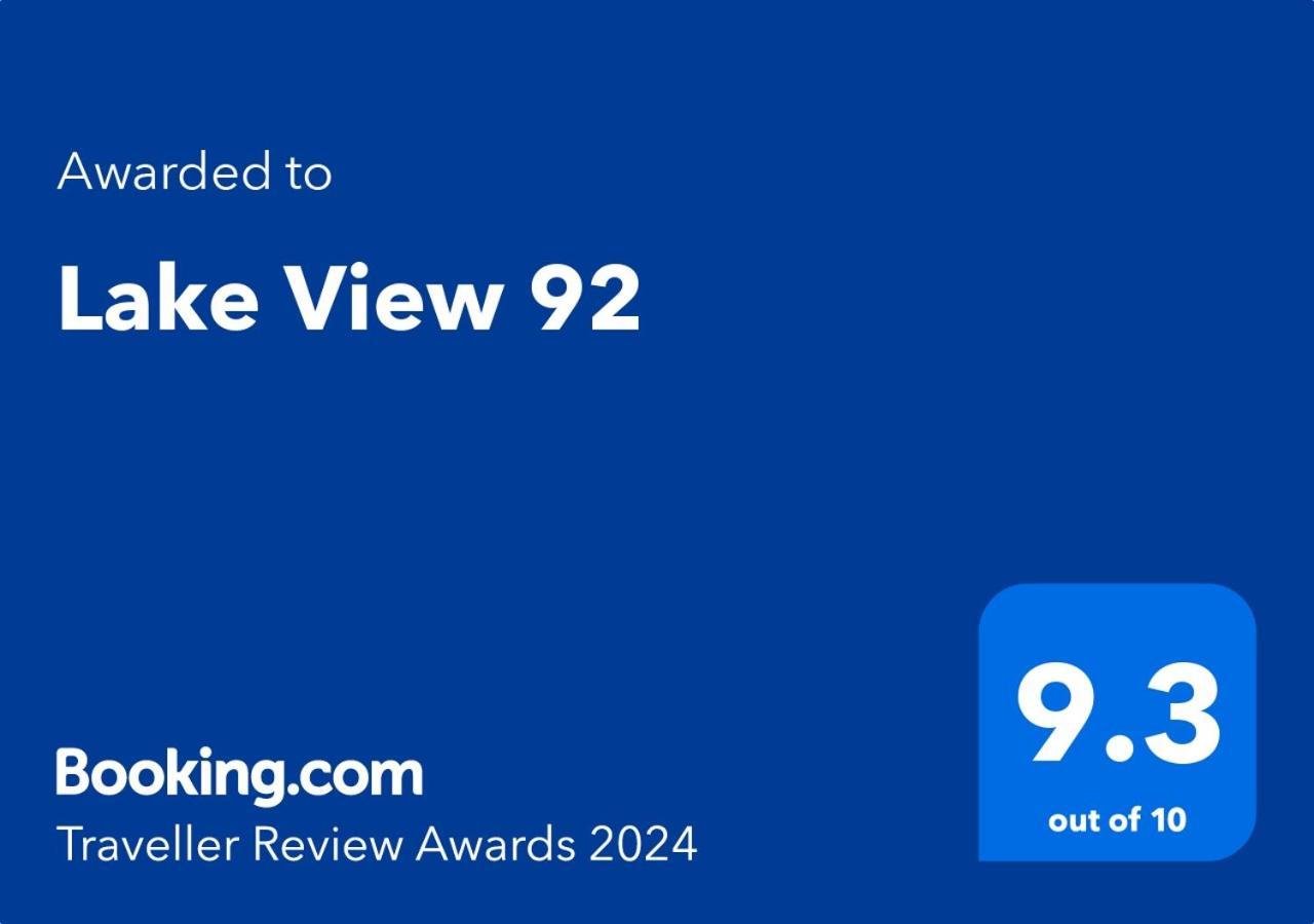 Lake View 92 ميلوم المظهر الخارجي الصورة